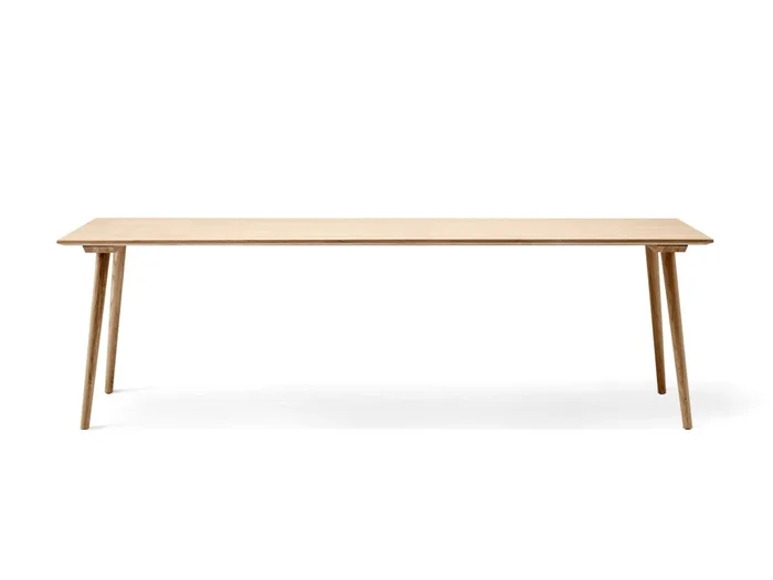 &Tradition In Between SK6 Tisch Entworfen von Sami Kallio