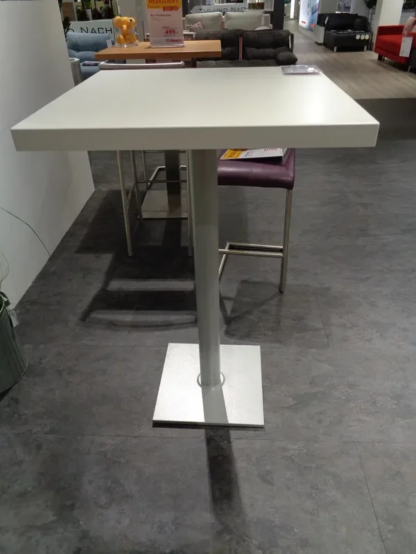 Bartisch „My Marlon“