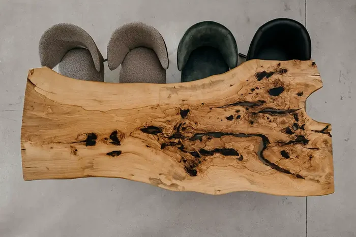 Baumscheibenplatte aus massvier Esche 284 x 103 x 5cm