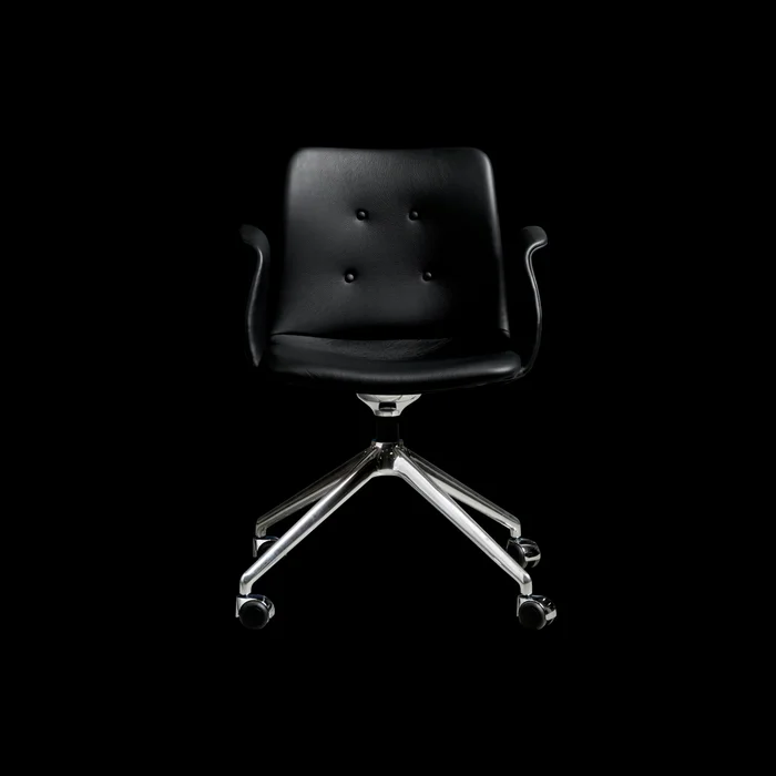 Bent Hansen Primum 4-Star Esszimmerstuhl mit Rollen, Polierter Stahl/Zenso 3 207