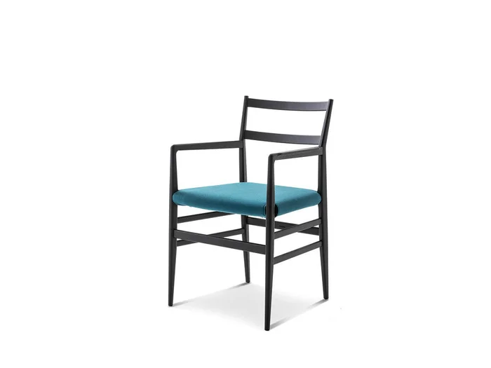 Cassina 646 Leggera Sessel Entworfen von Gio Ponti