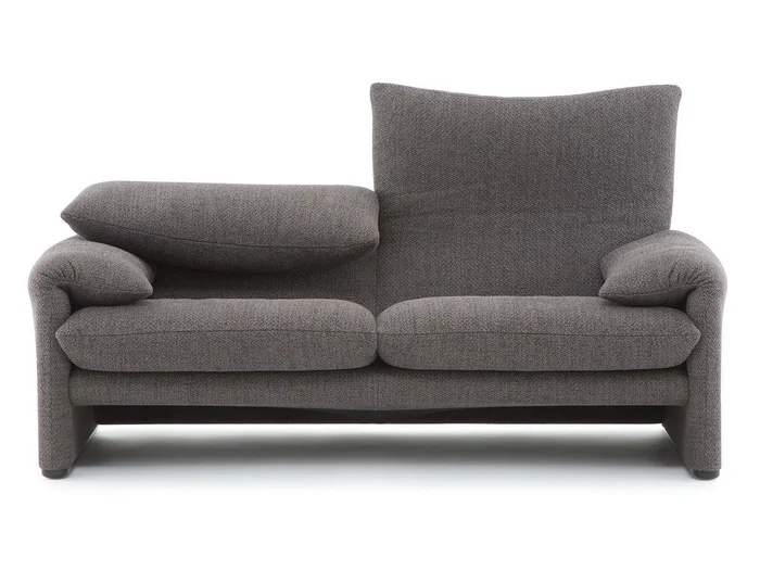 Cassina 675 Maralunga 2-Sitzer-Sofa Entworfen von Vico Magistretti