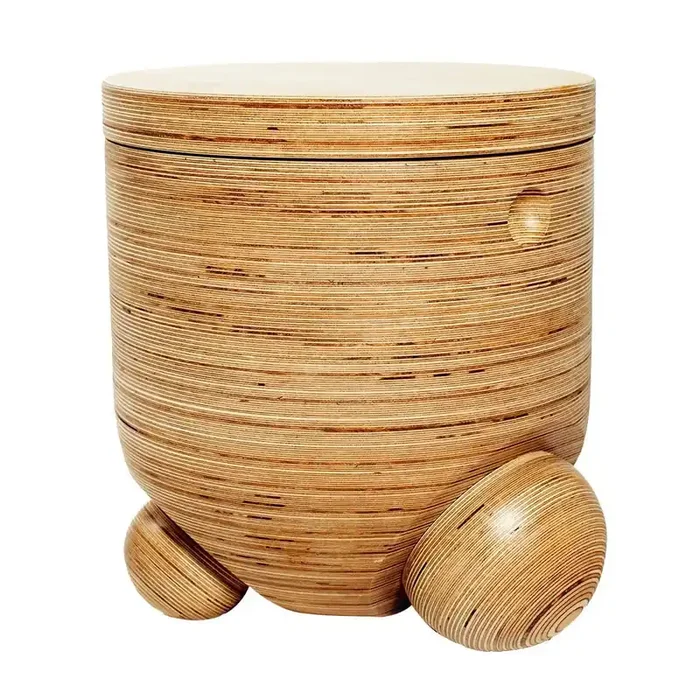 Container-Hocker GALA aus Birkenholz