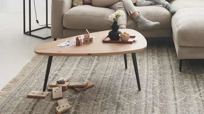 Couchtisch Asteiche Nachbildung