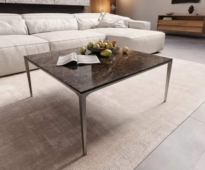 Couchtisch Levente 85×85 cm Keramik Laminam®Emperador Extra Lucidato Dunkelbraun Gestell Edelstahl Silber