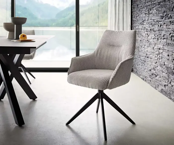 Drehstuhl Alja-Flex mit Armlehnen Cord Silbergrau Kreuzgestell breit Schwarz 360° drehbar Taschenfederkern