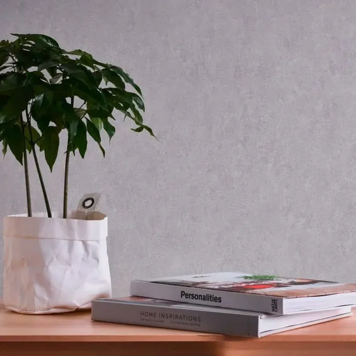 Einfarbige Vliestapete Grau Silber – Metallic-Unitapete glänzend – Tapete Putzoptik