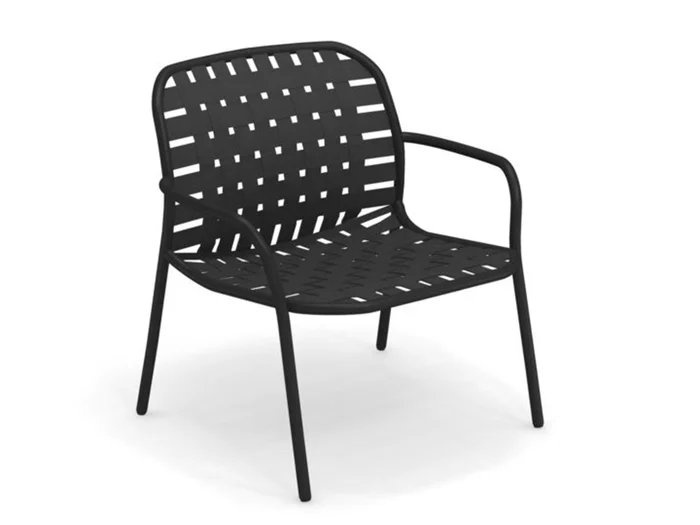 Emu Yard Loungesessel Entworfen von Stefan Diez