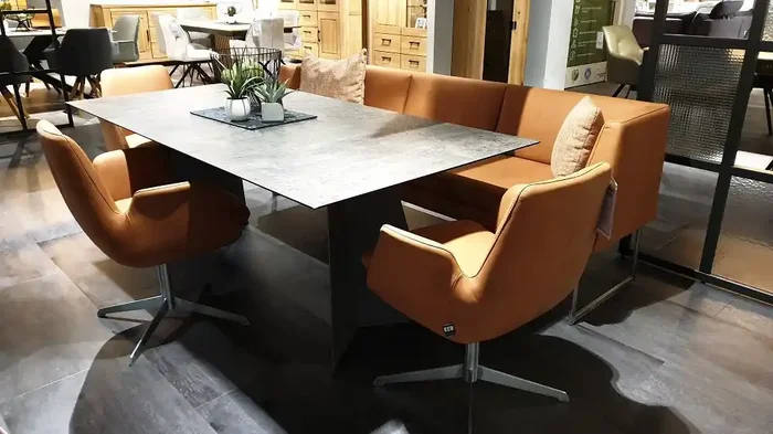 Essgruppe „Variano Cube“