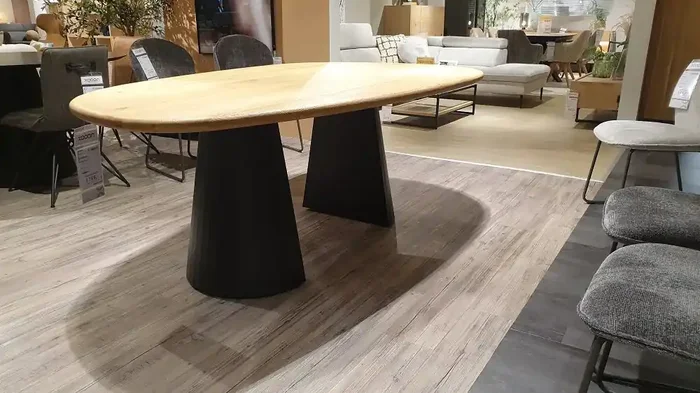 Esstisch „Arawood“