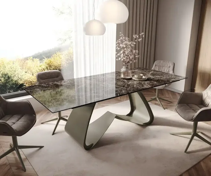 Esstisch Edge 180-220×100 Keramik Laminam® Emperador Extra Lucidato Dunkelbraun W-Gestell Effektfinish Titan ausziehbar