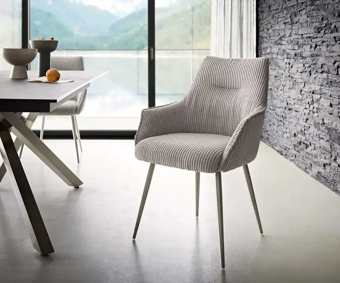 Esszimmerstuhl Alja-Flex mit Armlehnen Cord Silbergrau 4-Fuß konisch Edelstahl Taschenfederkern