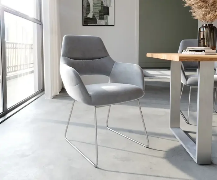 Esszimmerstuhl Yago-Flex mit Armlehnen Samt Grau Kufengestell Edelstahl Taschenfederkern