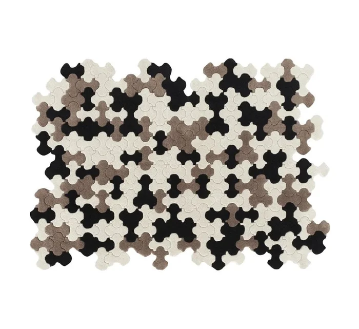 Gan Pack Teppich Entworfen von Josè A. Gandìa-Blasco