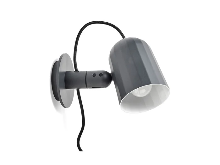 Hay Noc Wandleuchte Entworfen von SmithMatthias