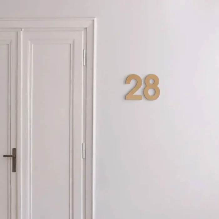 Holz-Zahlen – Hausnummer modern – MDF Natur