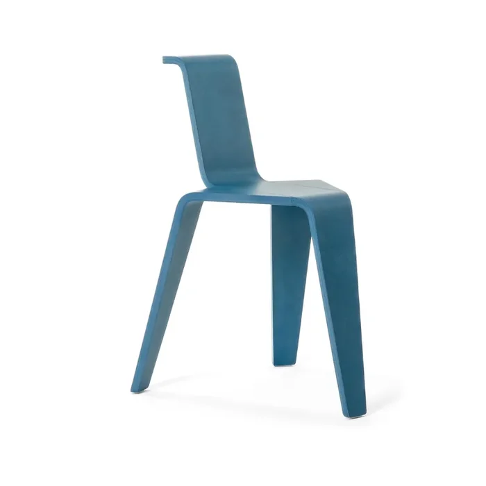 Holzhocker AKA von Konstantin Grcic für Magis – Blau
