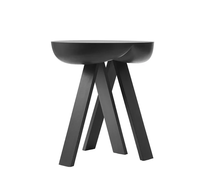 Karakter Side Table Nr. 2 Couchtisch Entworfen von PlueerSmitt