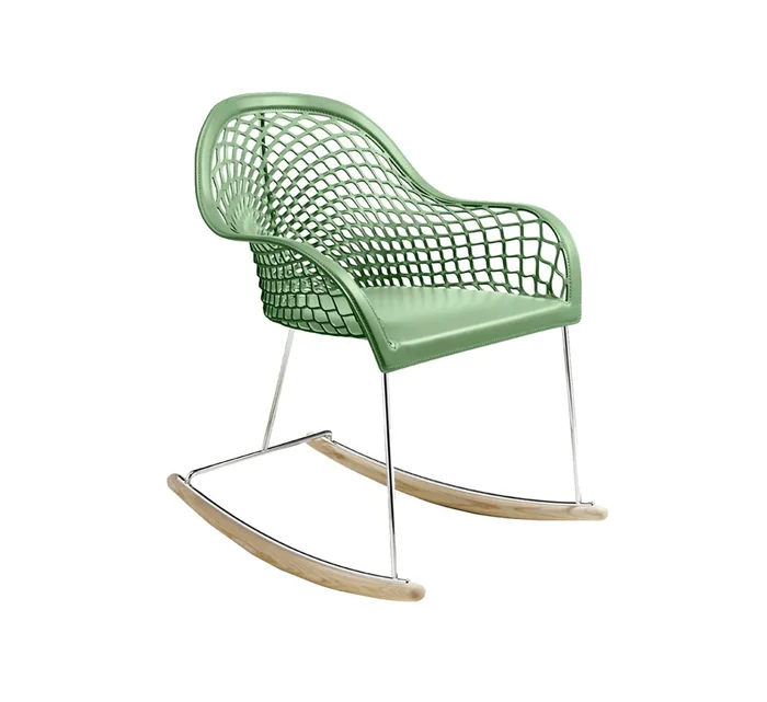 Midj Guapa DN Schaukelstuhl Entworfen von Franco Poli & Beatriz Sempere