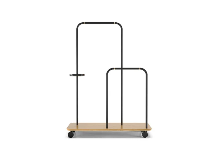 Punt Mobles Platel Kleiderständer Entworfen von Note Design Studio