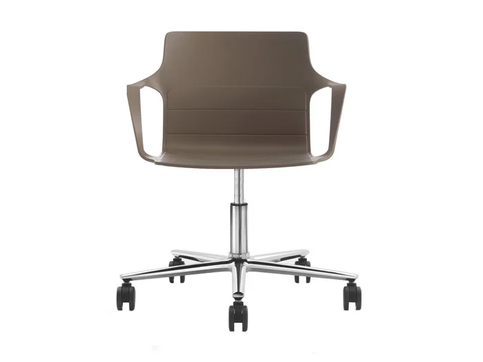 Quinti Kelly C Stuhl Entworfen von Archirivolto