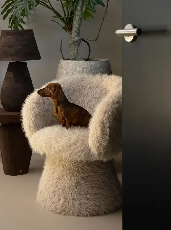 Retro Stuhl Loungechair Hermes Faux-Fur Beige