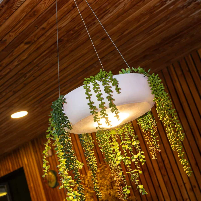 Runder Hängepflanzer mit kabelloser Beleuchtung ELBA 59
