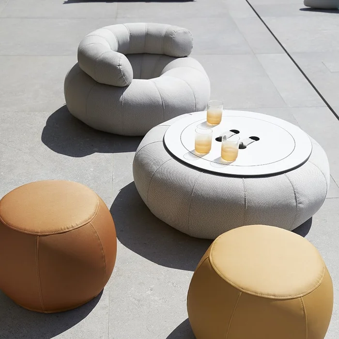 Schwimmender Tisch/Sitz Don Out Table