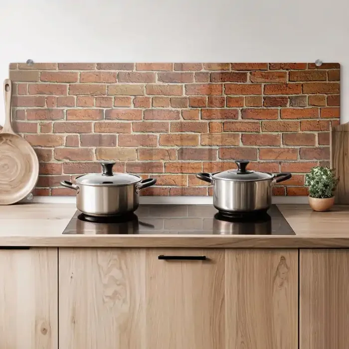 Spritzschutz Ziegelsteinmauer – Panorama