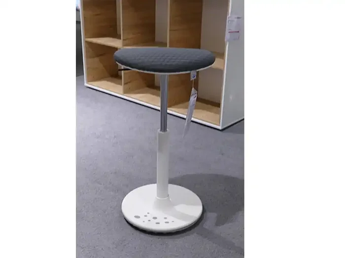 Steh-/sitzhocker „Swifty“