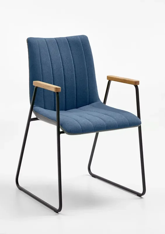 TIME Design Armlehnstuhl