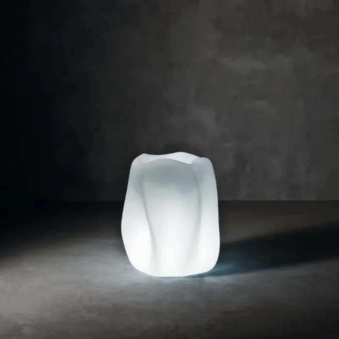 Vase NEW WAVE mit internem Beleuchtungssystem von Ross Lovegrove für Serralunga – IP67 – ENERGIESPARLAMPE