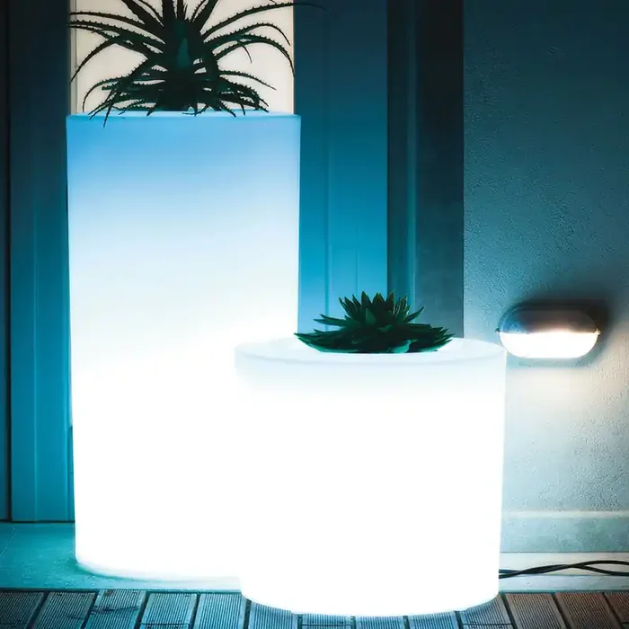 Vase TUBINI mit Licht von Nat Wave für Serralunga – S ø 50 x H 48 / IP68 – DRAHTLOSES BLUETOOTH