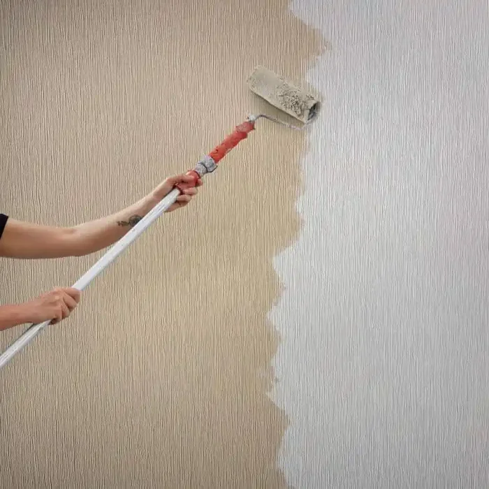 Vliestapete mit moderner einfarbiger Optik und Struktur in weiß Struktur