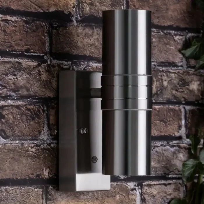 Wandleuchte Isa, silber, 21,5 x 7 cm, Metall Außenlampe